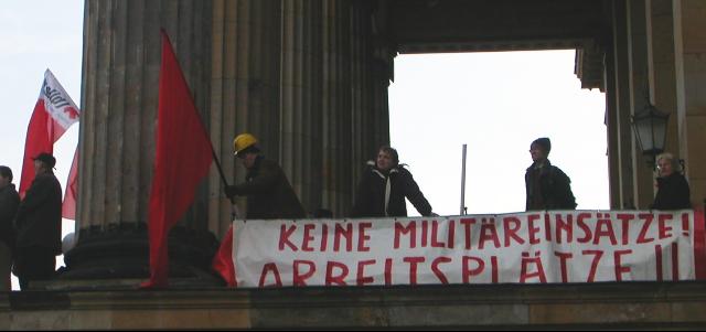 Keine Militäreinsätze! Arbeitsplätze!!