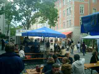 Sraßenfest Schlange